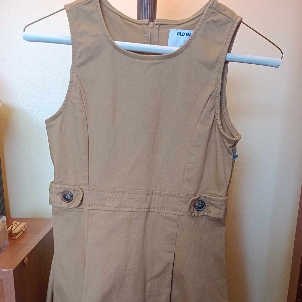 Old Navy school uniform khaki dress size 8